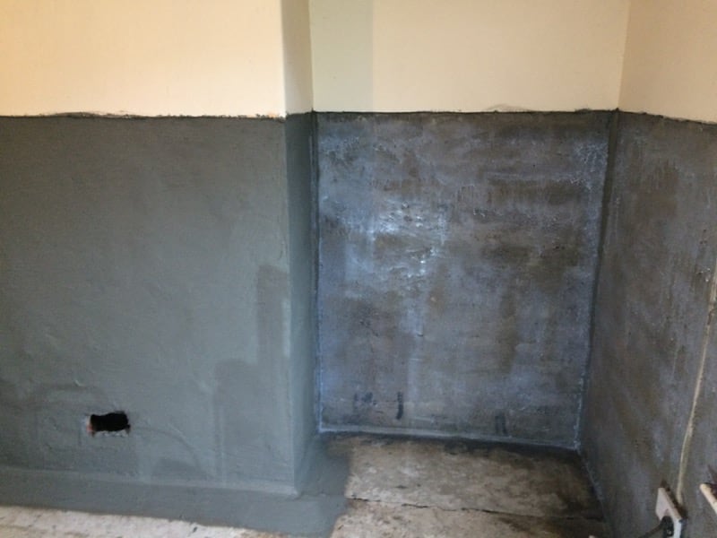 damp proofing walls of house